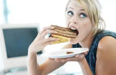 Best Ways To Kick Your Food Cravings (Sugar, Salt, Chocolate, Greasy Fatty Foods…)